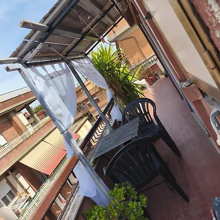 아파트 Vacanze Piazza Italia 토르바이아니카