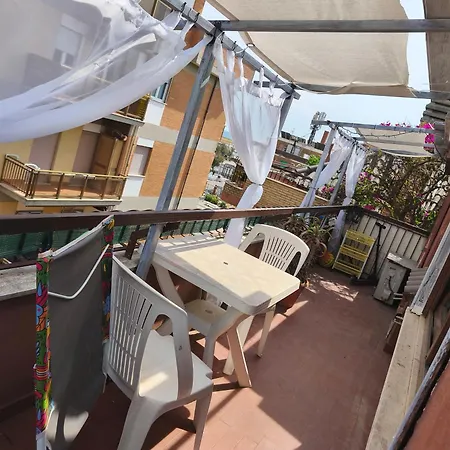 Vacanze Torvaianica Piazza Italia Apartment